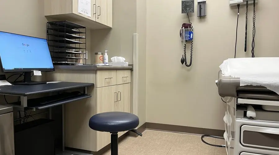 ABŞ-da həkimə müraciət etmək çətinləşib: Görüş üçün orta gözləmə müddəti 31 günə yüksəldi