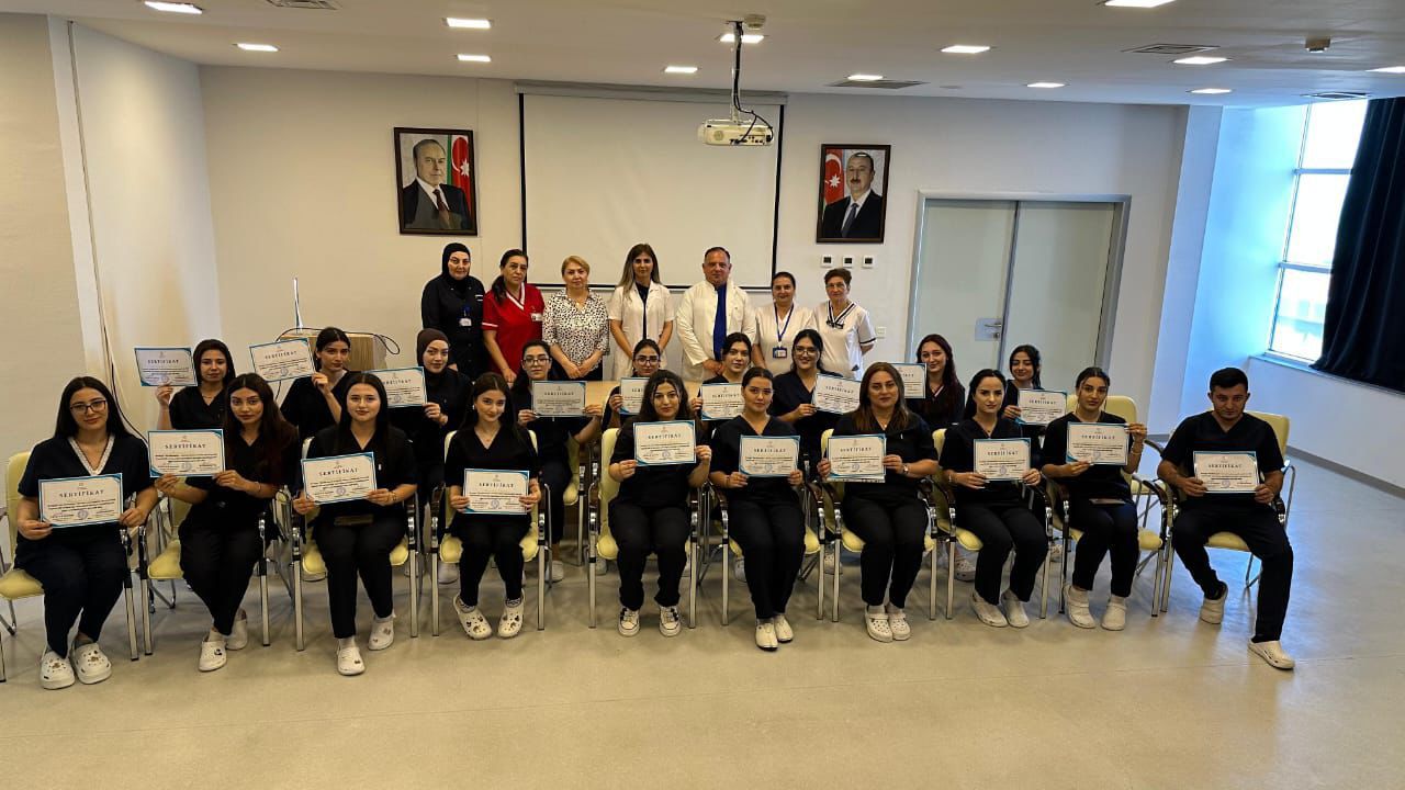 Sumqayıt Tibb Kollecinin tələbələri 2 nömrəli Şəhər Xəstəxanasında istehsalat təcrübə proqramını uğurla tamamlayıblar