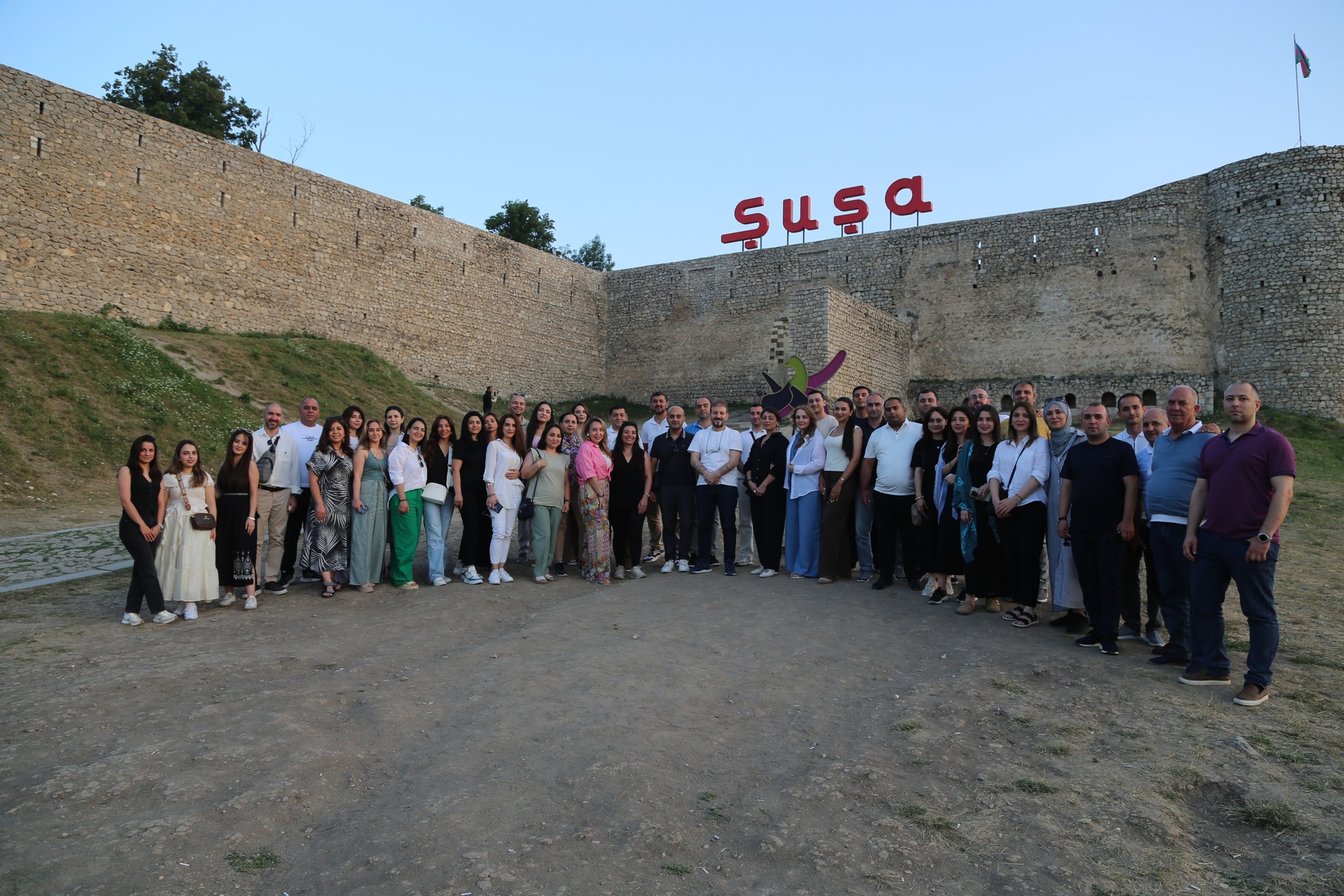  Yeni Klinikanın kollektivi Şuşa və Xankəndiyə səfər edib   