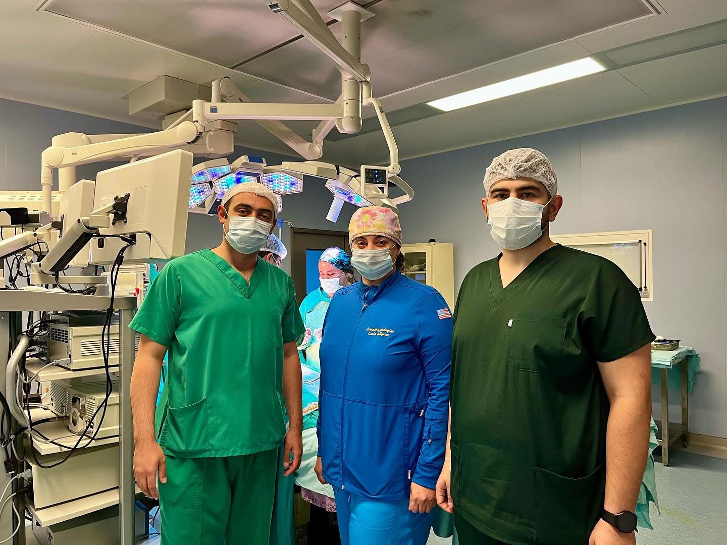 Bexterev xəstəliyi olan pasiyentdə mürəkkəb anesteziya proseduru uğurla icrа olunub