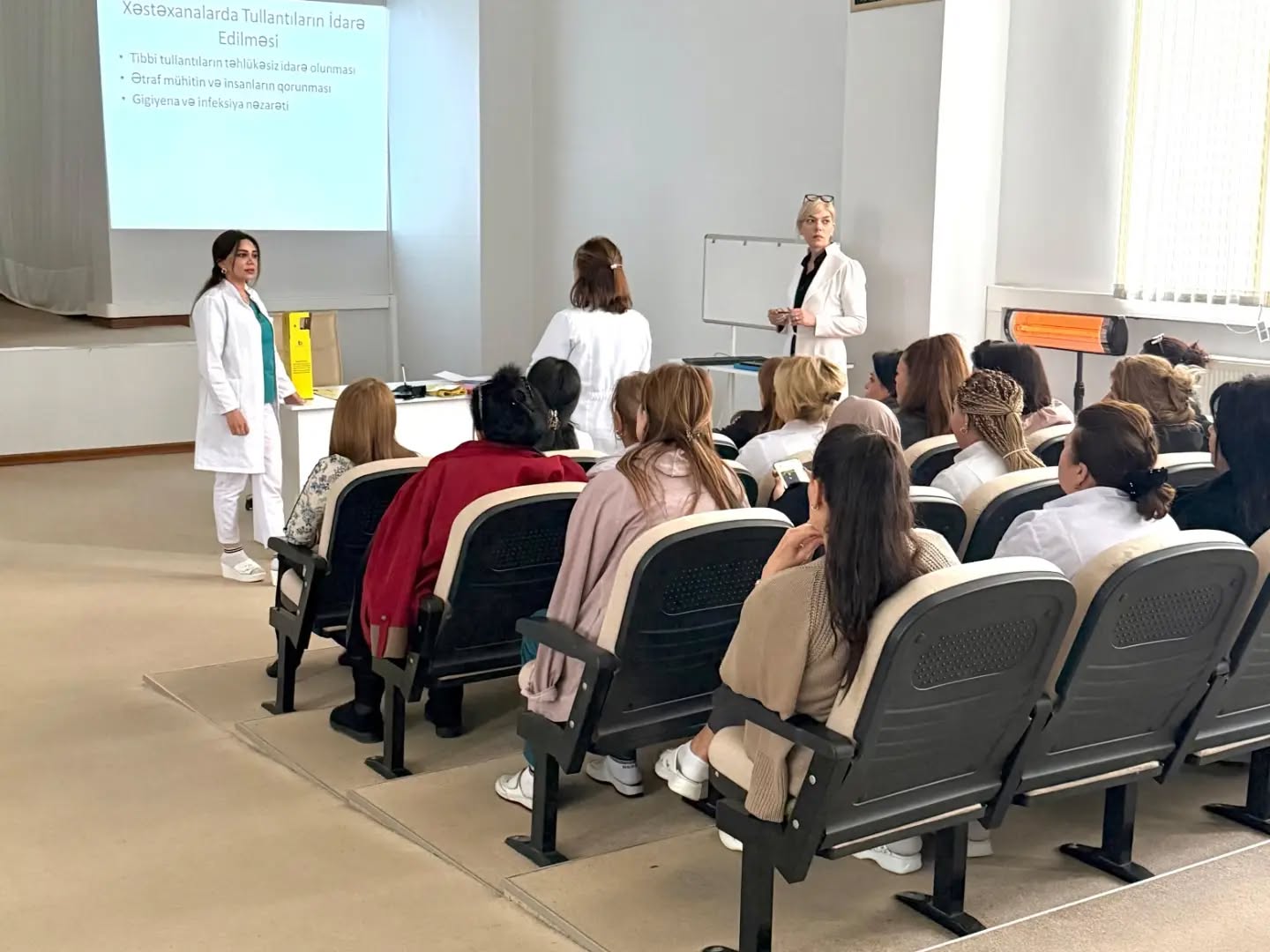  Respublika Neyrocərrahiyyə Xəstəxanasında təlim: “Tibbi tullantıların idarə edilməsi” 