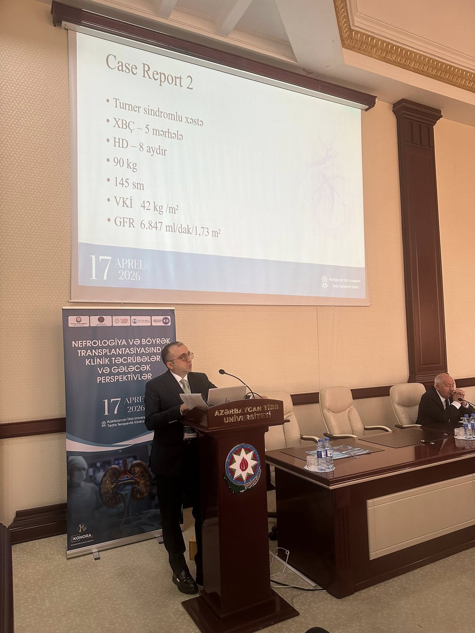 Rəşad Şolan “Nefrologiya və böyrək transplantasiyasında klinik təcrübələr və gələcək perspektivlər” adlı elmi-praktiki konfransda çıxış edib