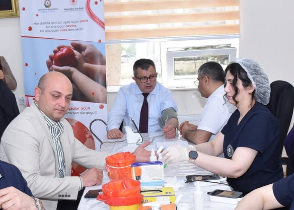 Sumqayıt Tibb Mərkəzində qanvermə aksiyası 