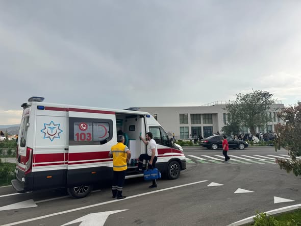  Cəbrayıl rayonuna yola salınan köç karvanını təcili tibbi yardım briqadaları müşayiət edib   