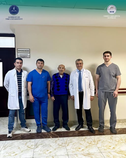  Tədris Cərrahiyyə Klinikasında yüksək riskli xəstə üzərində uğurlu radikal sistektomiya əməliyyatı icra olunub   