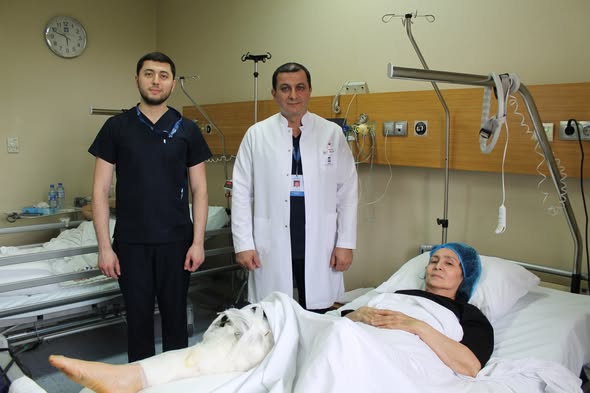  Mərkəzi Gömrük Hospitalında sağ bud sümüyünün xarici fiksatorlarla osteosintez əməliyyatı uğurla icra olunub   