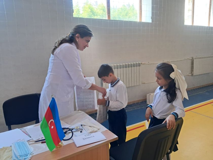 Xankəndidə tibbi aksiya: 310-a yaxın uşaq tibbi baxışdan keçirilib
