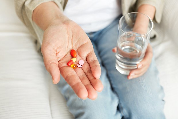Antibiotiklərin əsassız təyini dərmanlara davamlı bakteriyaların yayılmasını sürətləndirir - Araşdırma