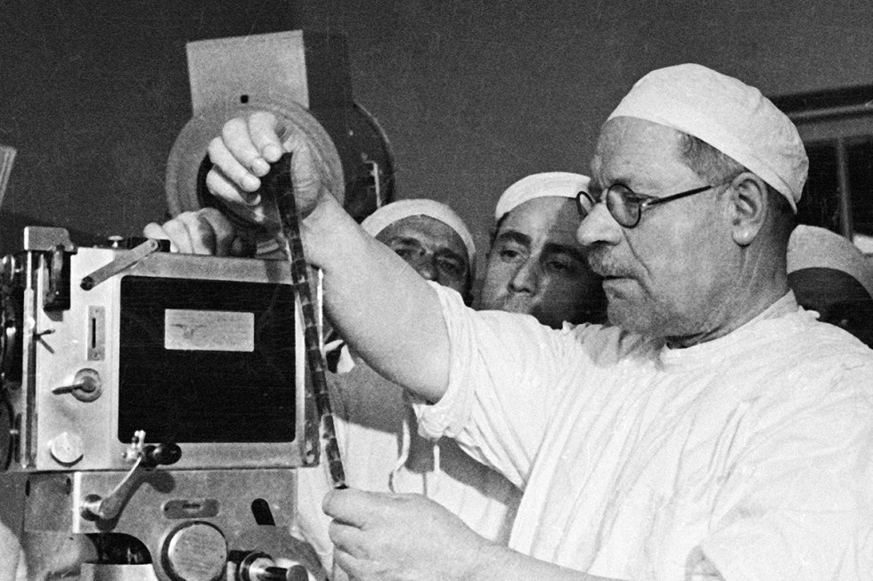 Beş müharibədən keçmiş, milyonlarla insan həyatını xilas edən, Sovet neyrocərrahiyyənin banisi Nikolay Burdenko