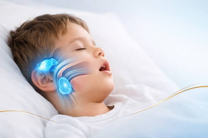 Adenoid və badamcıq problemləri tənəffüsə və yuxu keyfiyyətinə necə təsir edir?