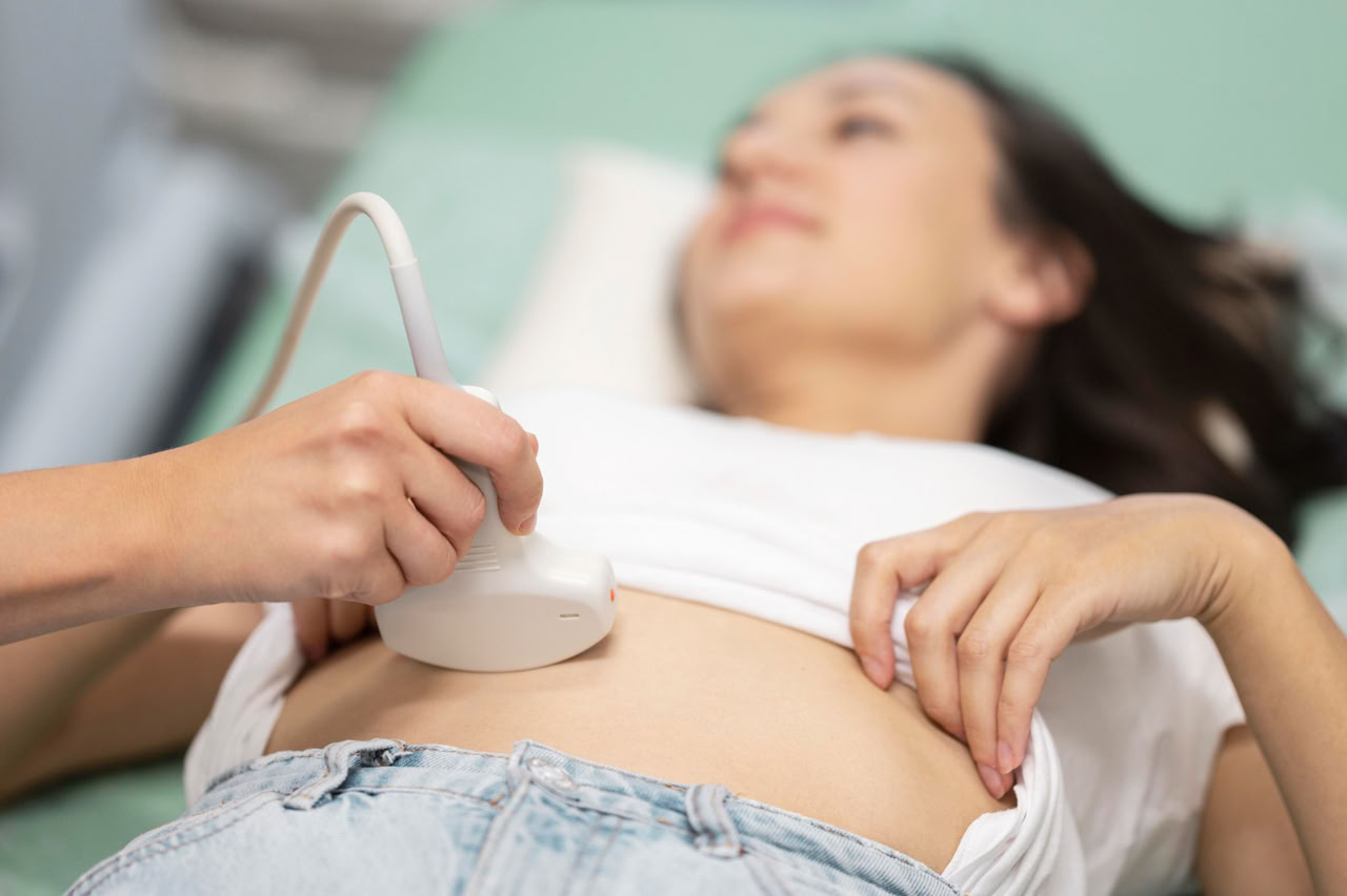 Endometrioz göz toxumalarına da yayıla bilər - Ginekoloq izah etdi
