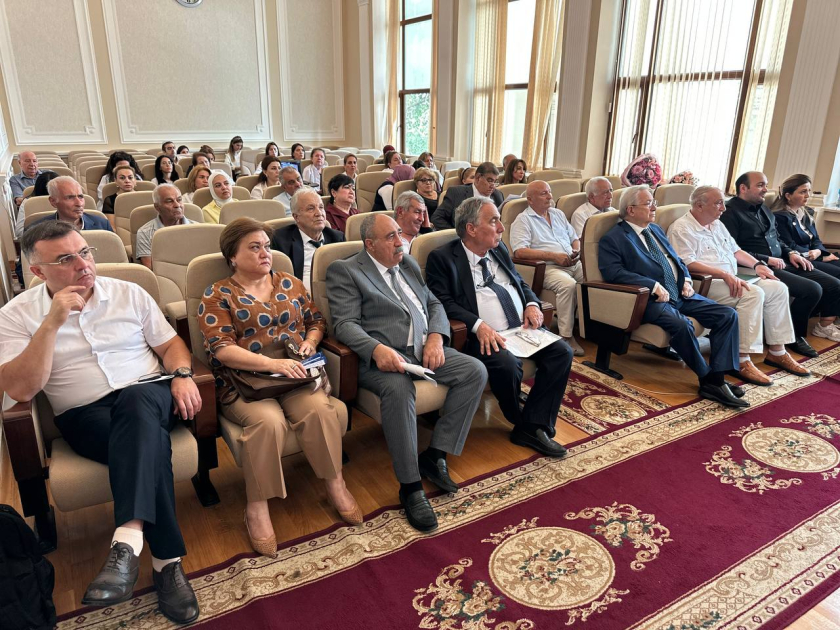 Kimya İnstitutunda alunit filizindən vanadiumun çıxarılması üzrə tədqiqat aparılıb  