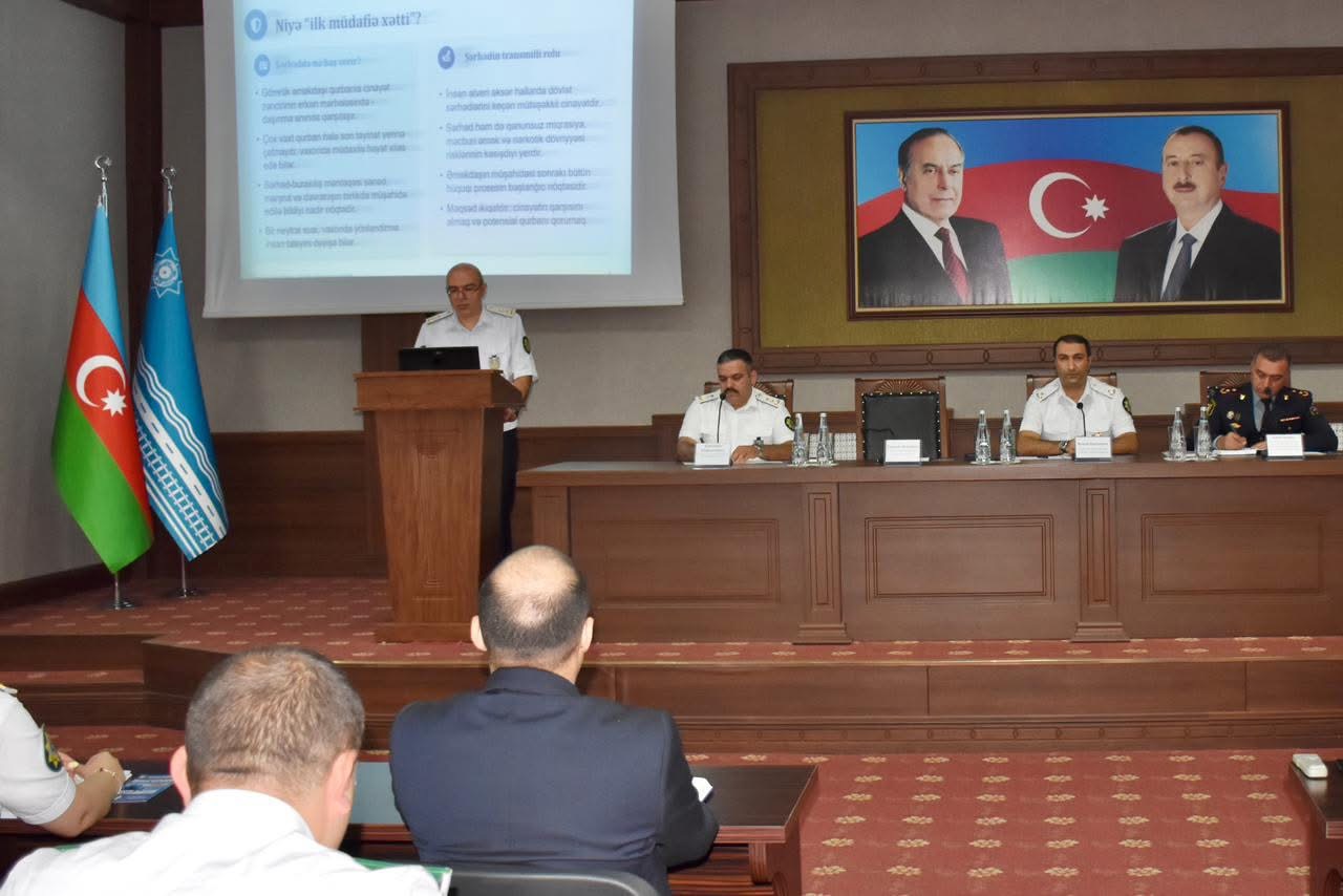 Gömrük əməkdaşları üçün insan alverinə qarşı mübarizə mövzusunda təlim keçirilib