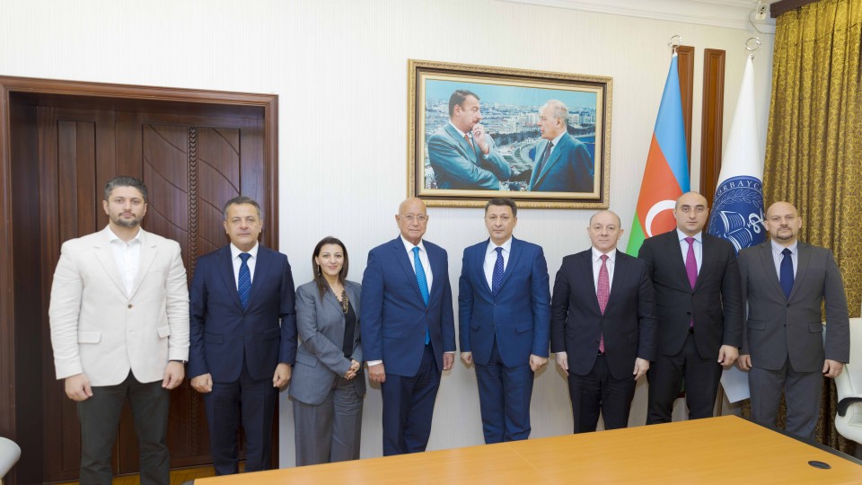 ATU-da süni intellektin tibb təhsilinə inteqrasiyası və qlobal əməkdaşlıq perspektivləri müzakirə olunub