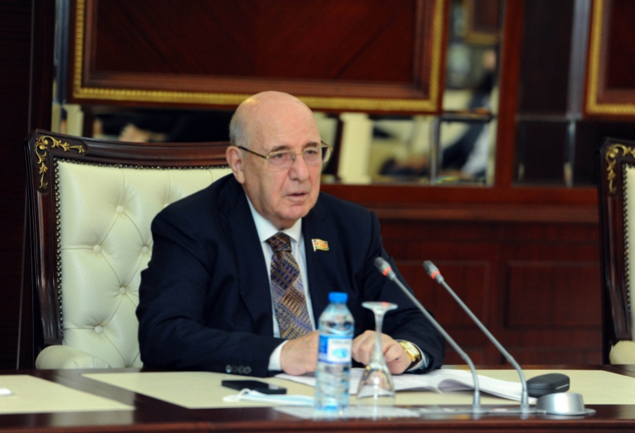Məktəb vətəndaşlıq mövqeyinin formalaşdığı ictimai mühitdir  