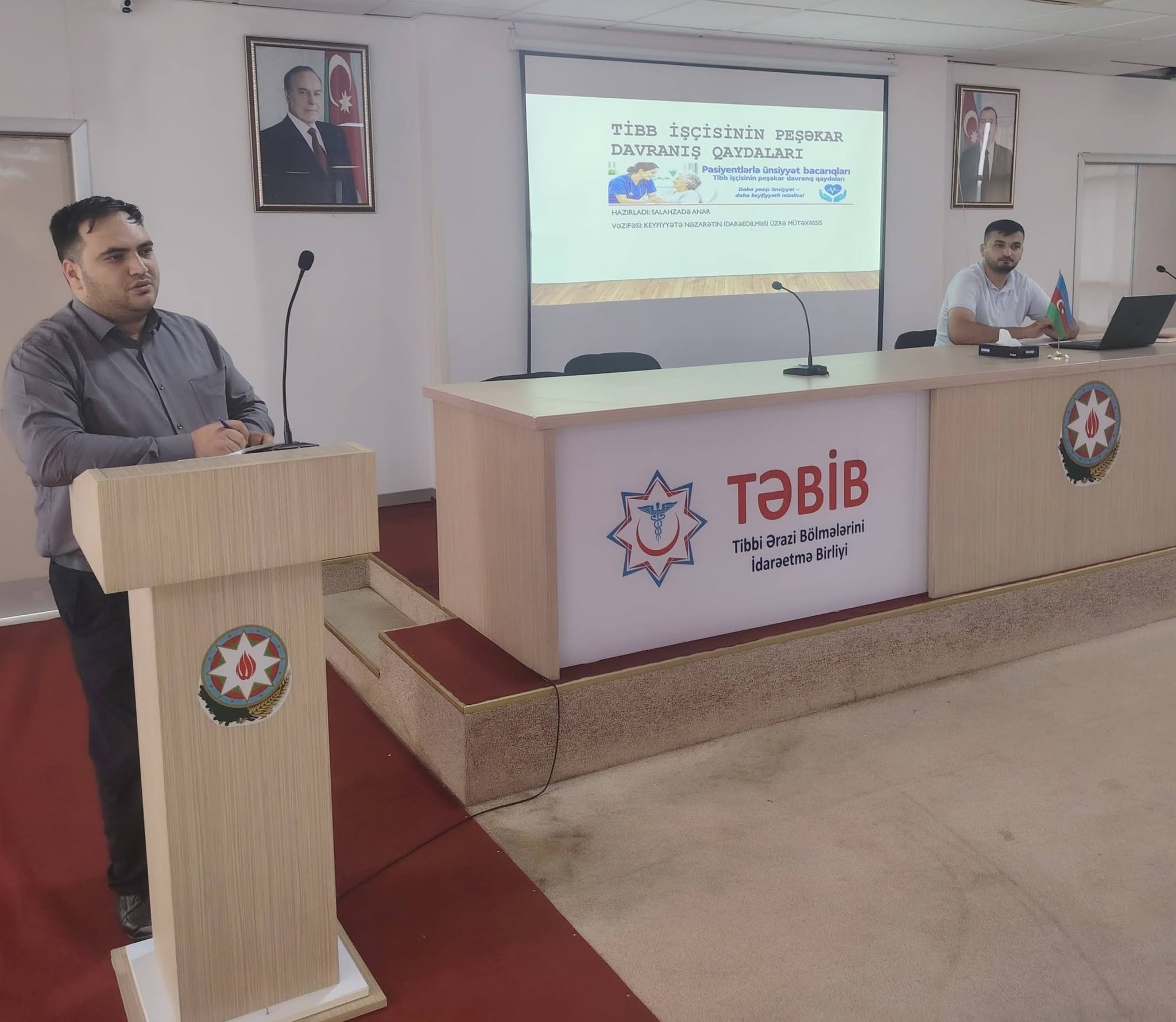  Ağcabədi RMX-da “Tibb işçisinin peşəkar davranış qaydaları” mövzusunda təlim keçirilib   