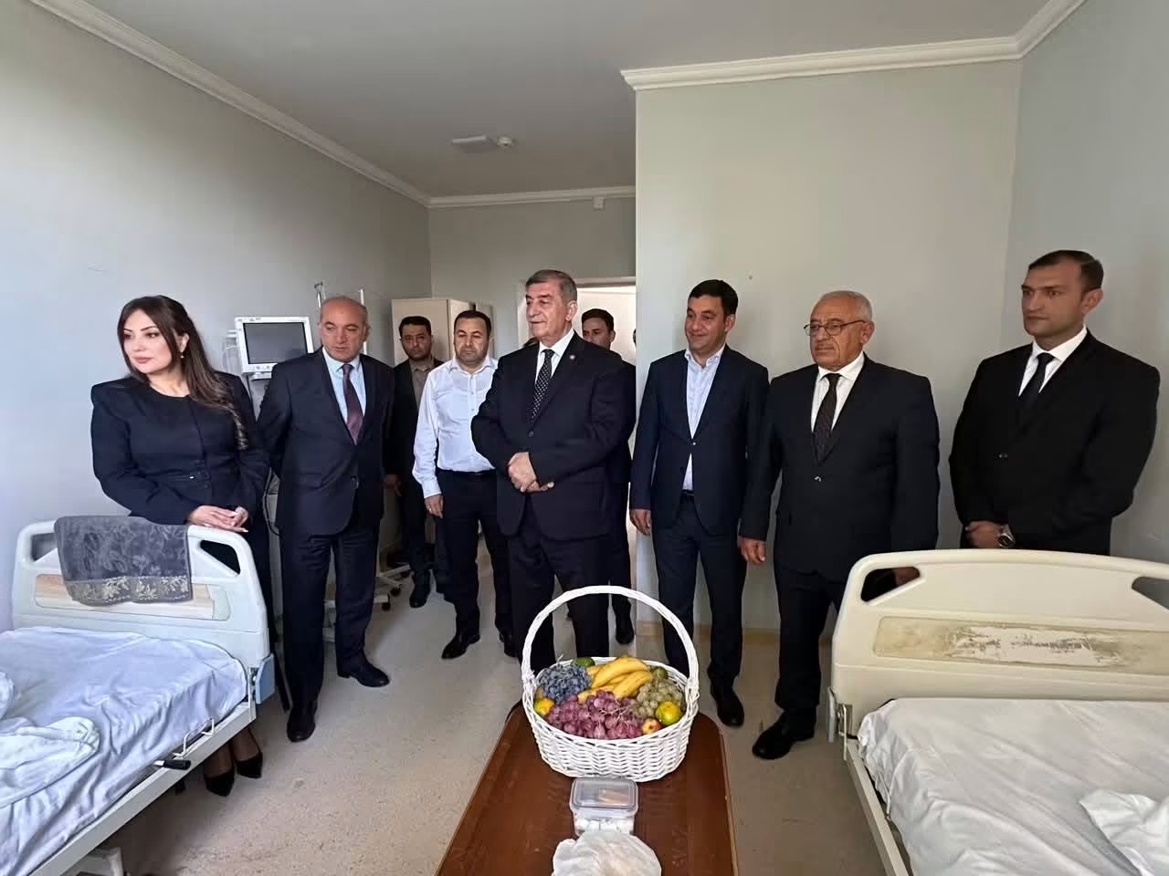 Şəhid anaları xəstəxanada ziyarət olunublar